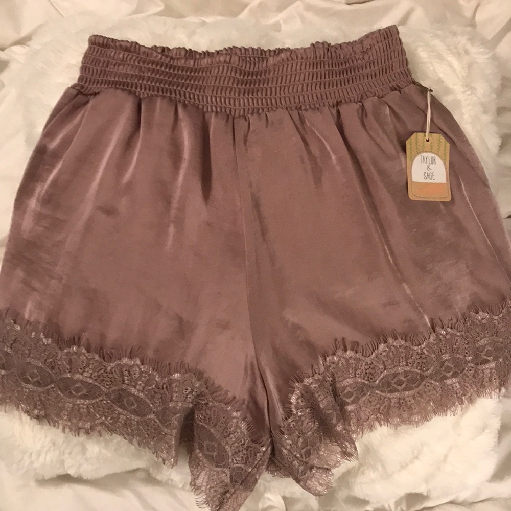 Taylor & Sage shorts